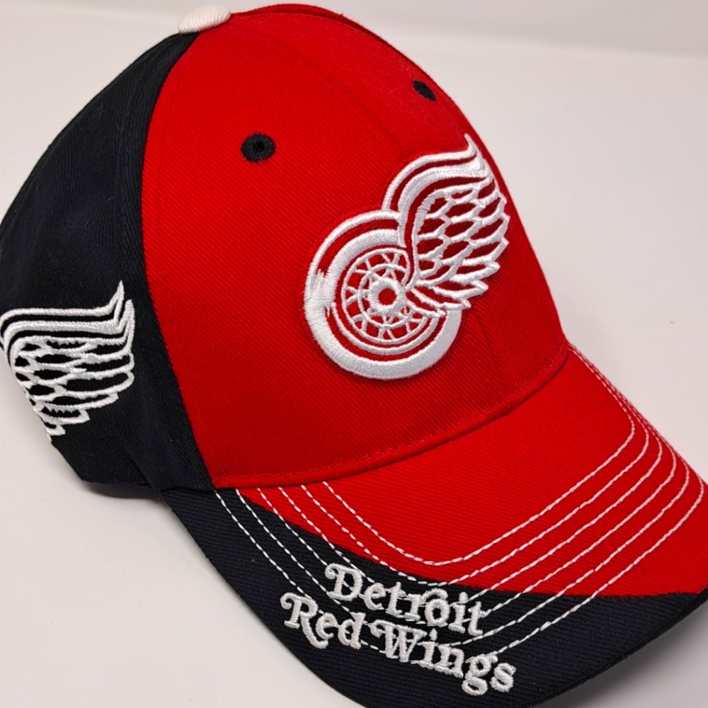 NHL Red Wings Hockey Hat